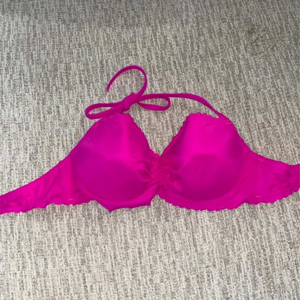 Victoria’s secret bikini top